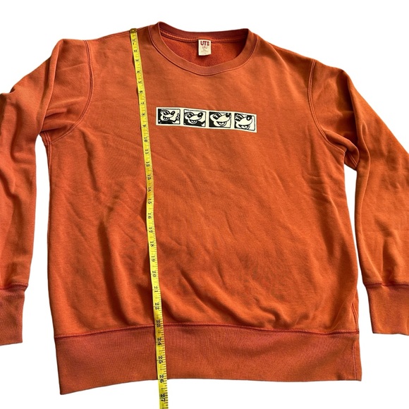 Disney Mickey Mouse x Keith Haring Uniqlo Graphic Crewneck Sweatshirt Sz Medium - Picture 4 of 9